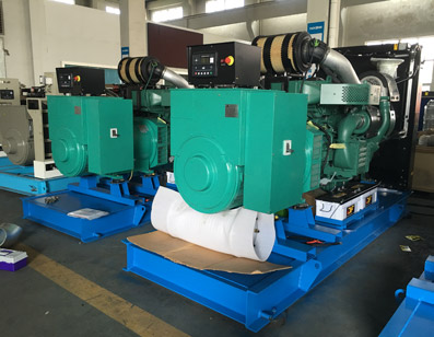 柴油發(fā)電機(jī)電壓調(diào)節(jié)器與設(shè)備穩(wěn)壓器一樣嗎？